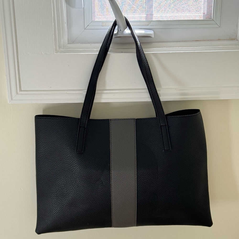 Vince Camino luck black tote bag